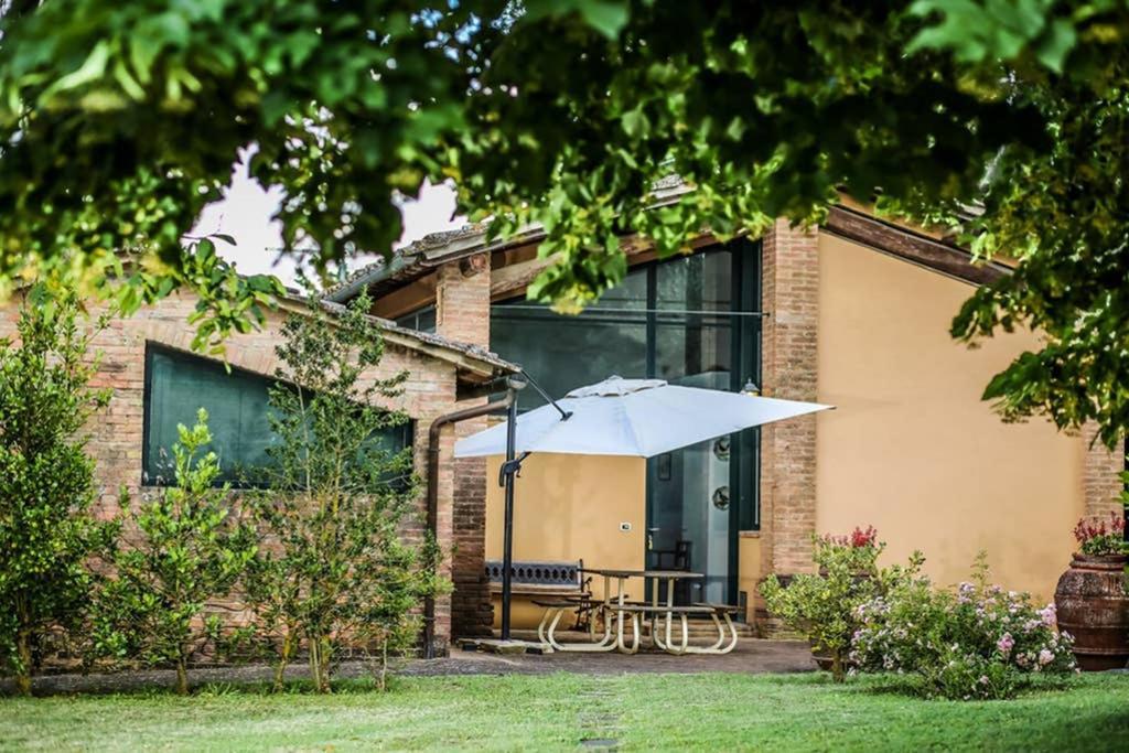 Villa Capannina Vico d'Arbia ภายนอก รูปภาพ